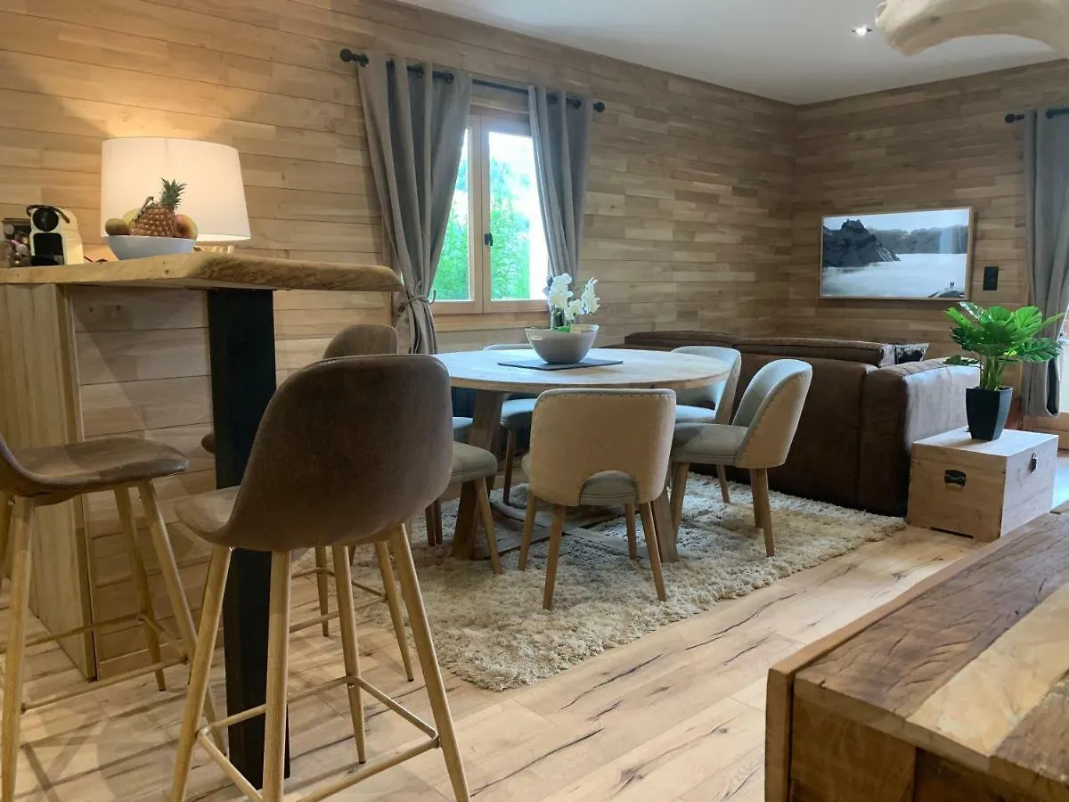 Apartment Bas De Chalet L'Entasse N°9 Valberg
